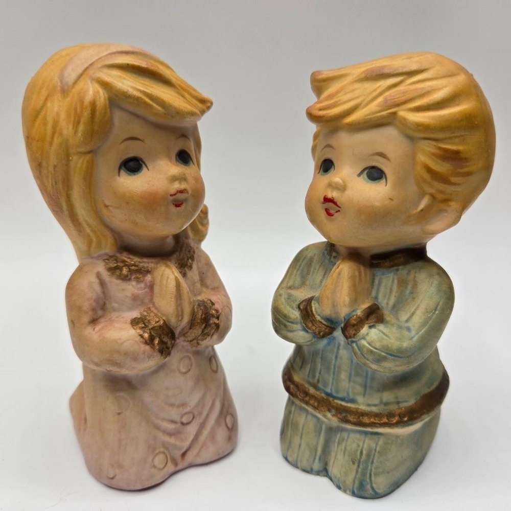 Homco Little Boy & Girl  Figurines Praying while Kneeling Vintage pair #5211 VGC